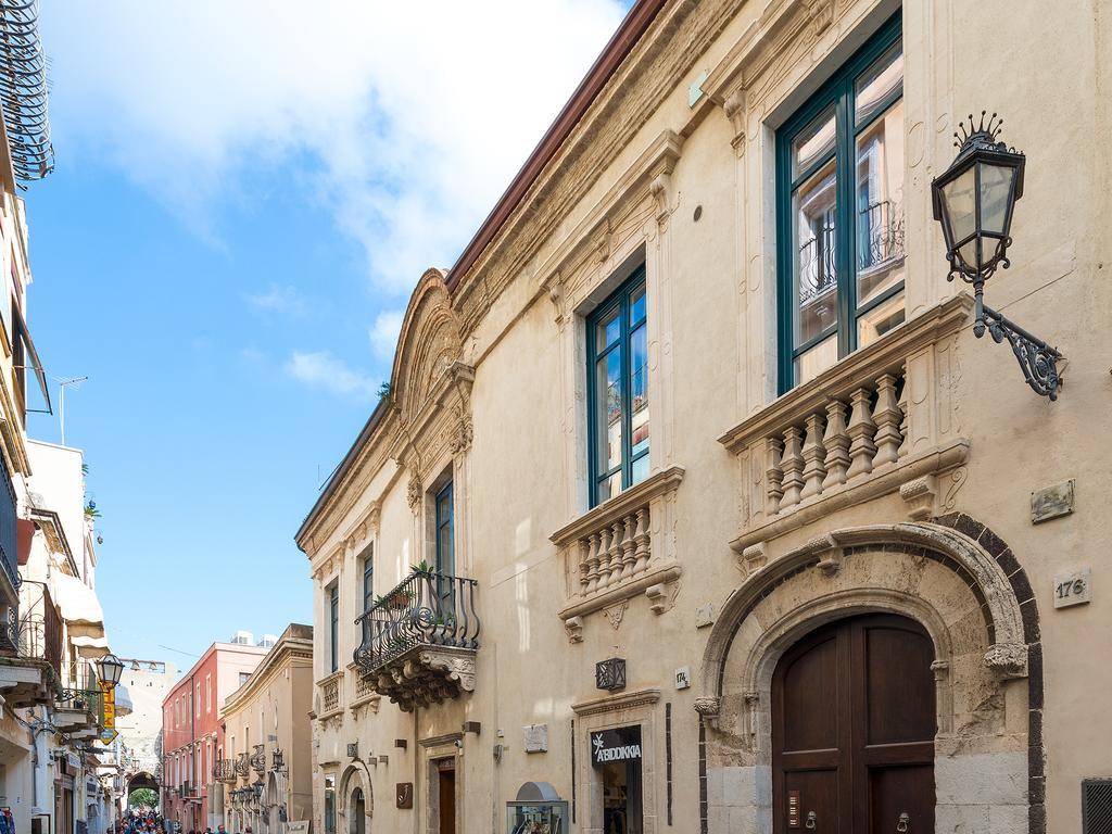 Varo Apartment Taormina Bagian luar foto